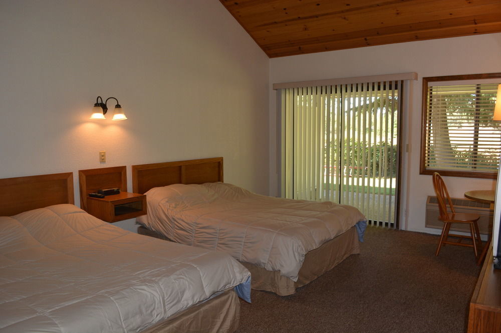 Pioneer Inn & Suites Volcano Bagian luar foto